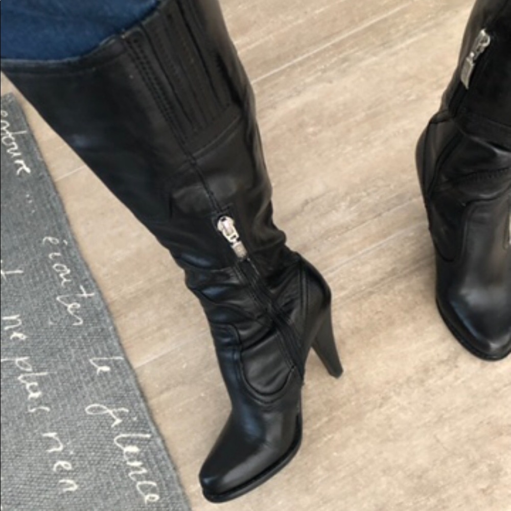 ❓GUESS Leather boots - Picture 13 of 15